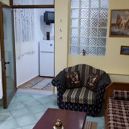 סרנדה Elda'S Apartment מראה חיצוני תמונה