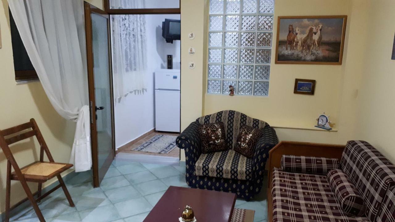 סרנדה Elda'S Apartment מראה חיצוני תמונה